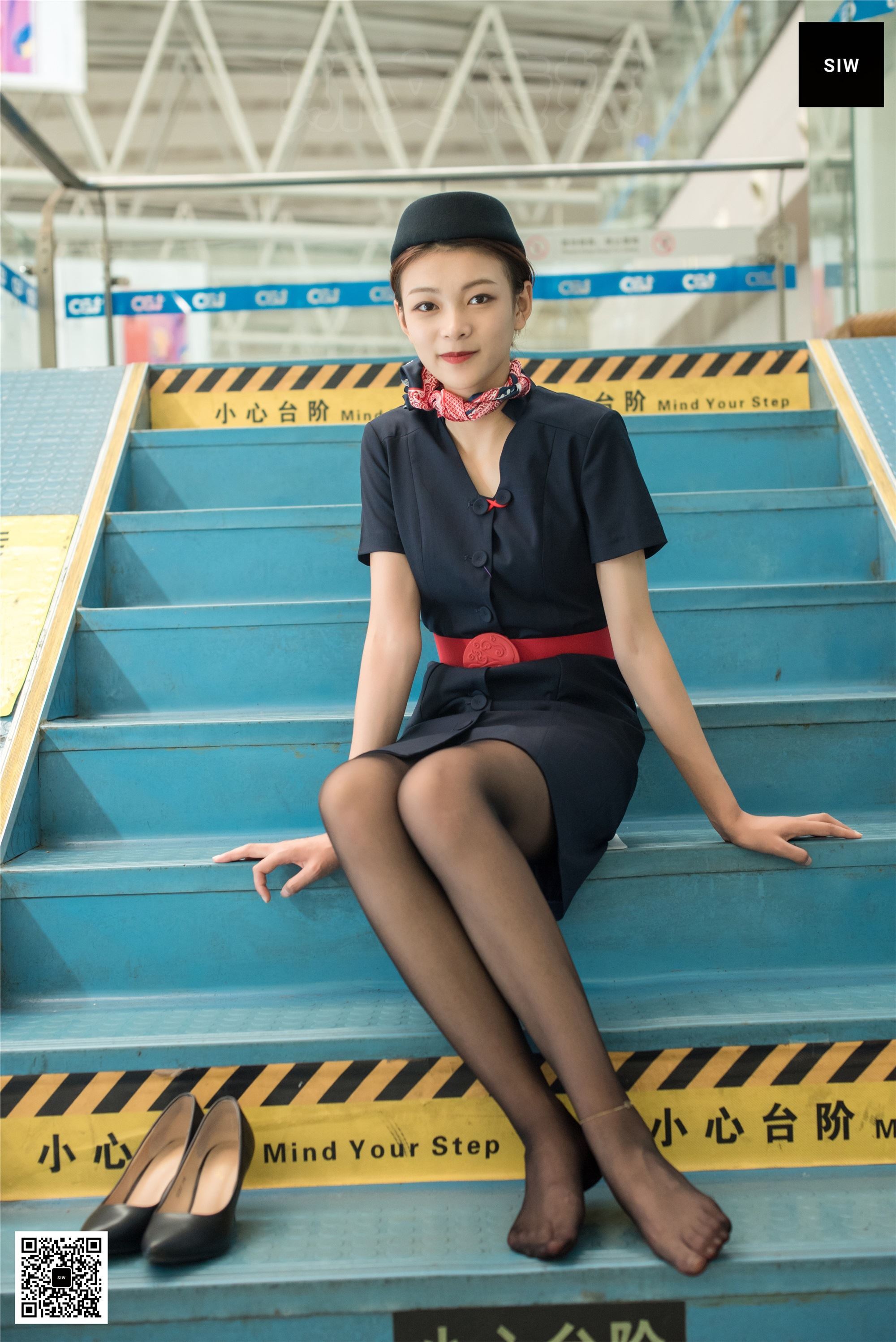 SIW斯文传媒 044 秋季空乘工装制服连衣裙帽子丝巾 - 嘉慧